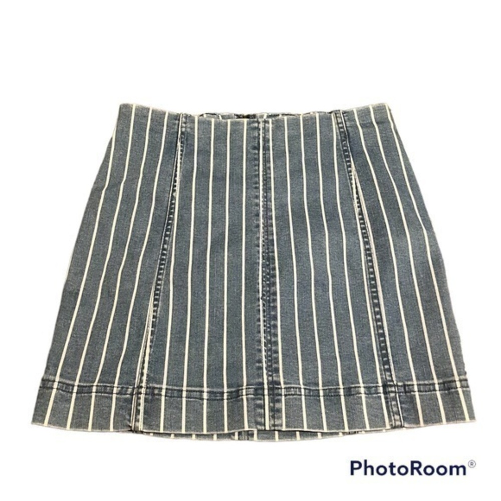 Vertical striped Jolt stretchy mini skirt